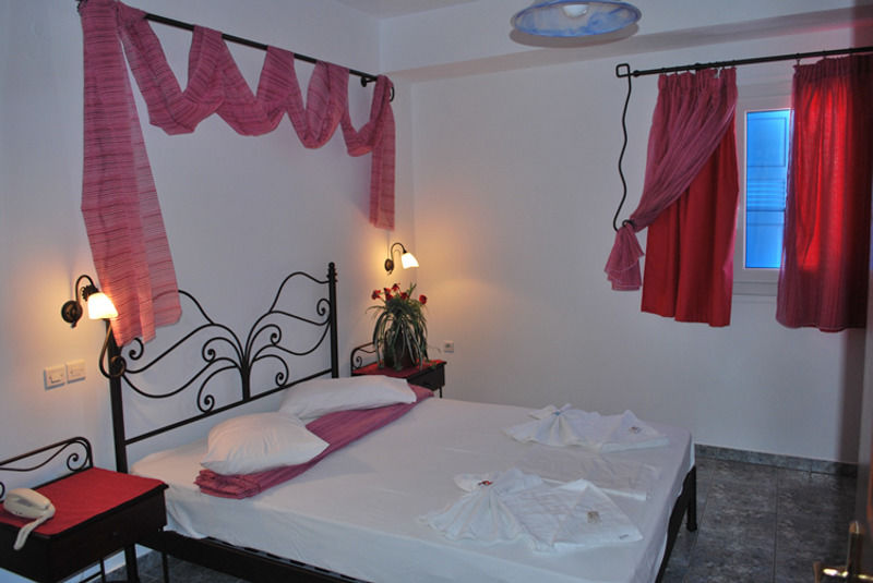 Hotel Anezina Adamantas  Exteriér fotografie